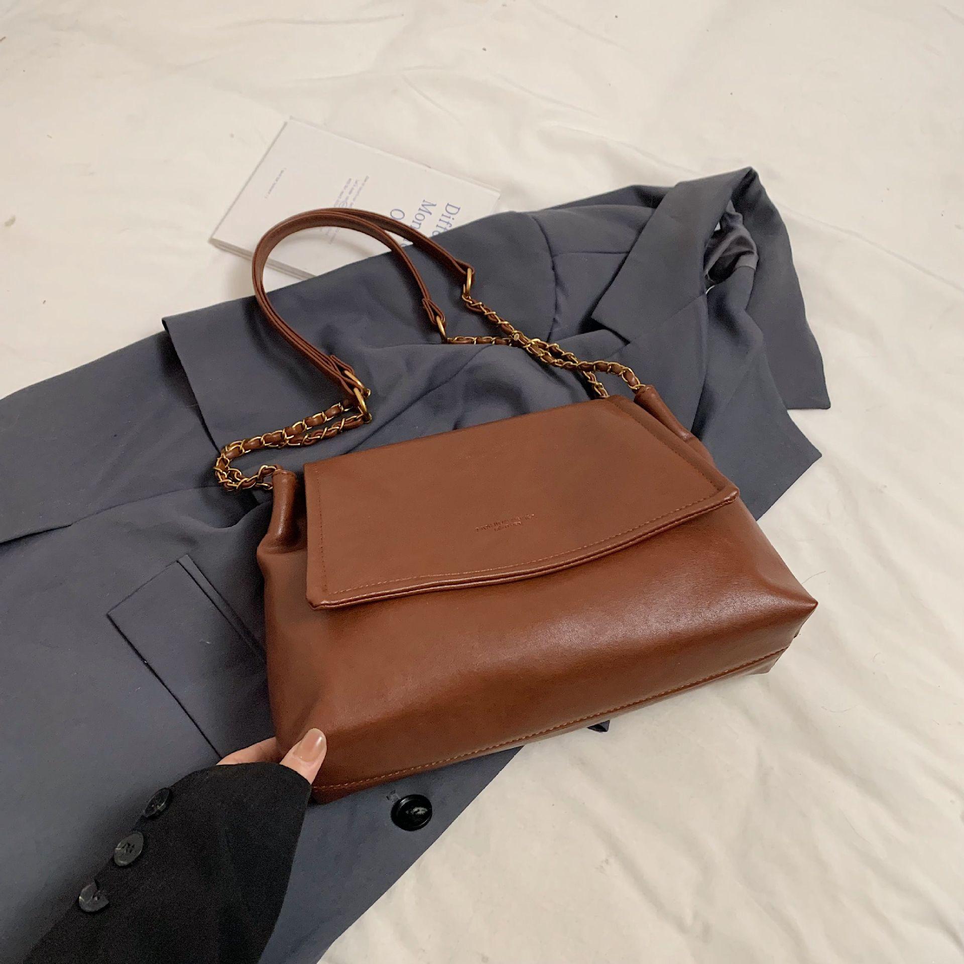 

Summer retro large-capacity bag women s 2025 new versatile soft leather tote bag premium chain shoulder messenger bag коричневый
