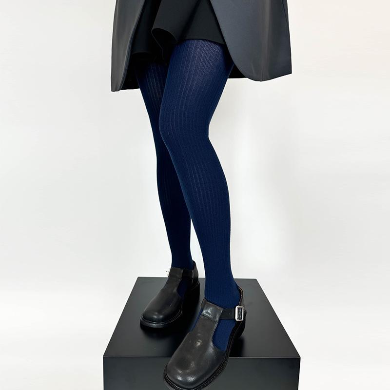 "New Autumn/Winter Gray Ballet-Style Thick Warm Vertical Stripe Tights with No-Drop Design"