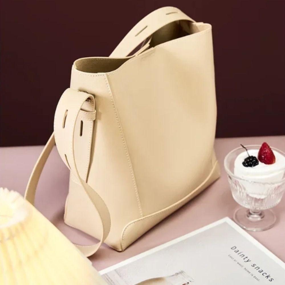 Split Leather Designer Shoulder Bag Underarm Design Casual Style Bucket Basket Bag New Fashion Cowhide Material Crossbody Bag