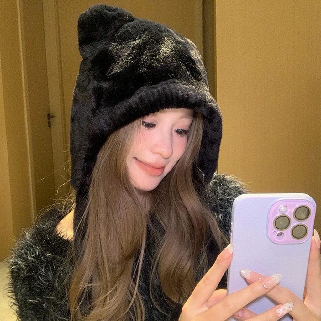 Bear Pattern Hat Adult Soft Plush Hat Thicken Female Hat Versatiles Stylish Hat for Travels and Shopping