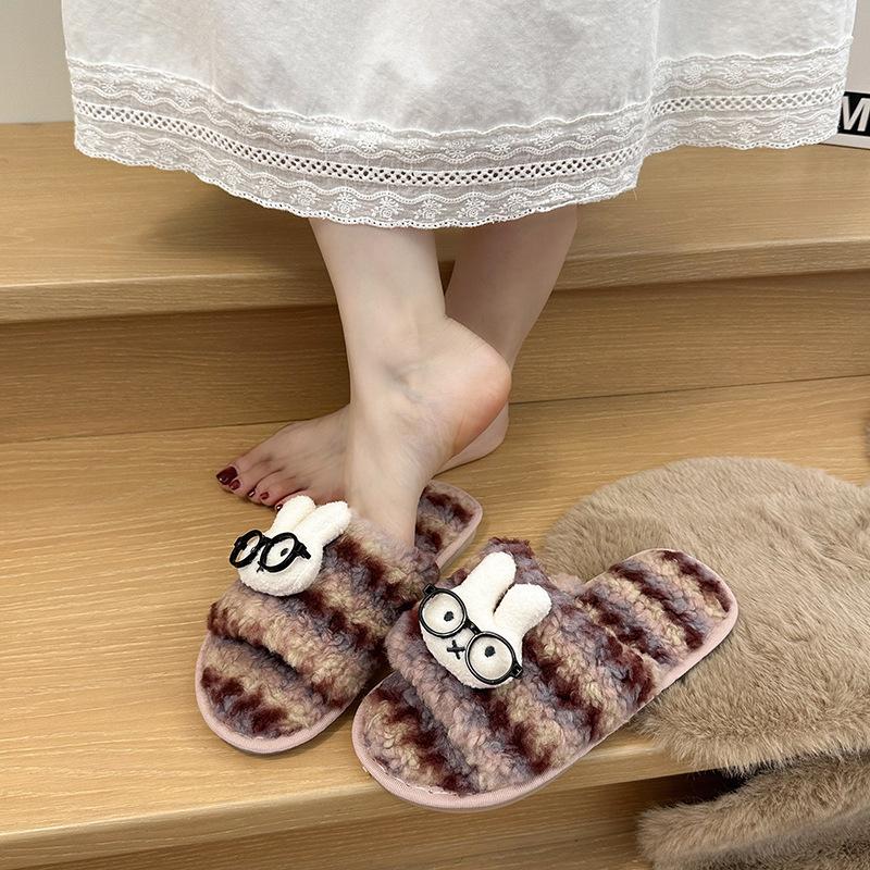 Cute cartoon bunny leopard print fluffy shoes for women's 2025 autumn and winter new models, warm and comfortable one-word cotton slippers