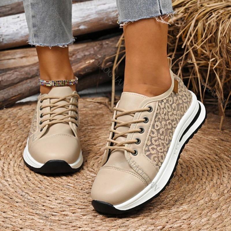 Fashion Spring and Summer 2025 New Breathable Hollowed Out Mesh Sneakers for Women Casual Thick Bottom Lace-up Women's Vulcanize Shoes