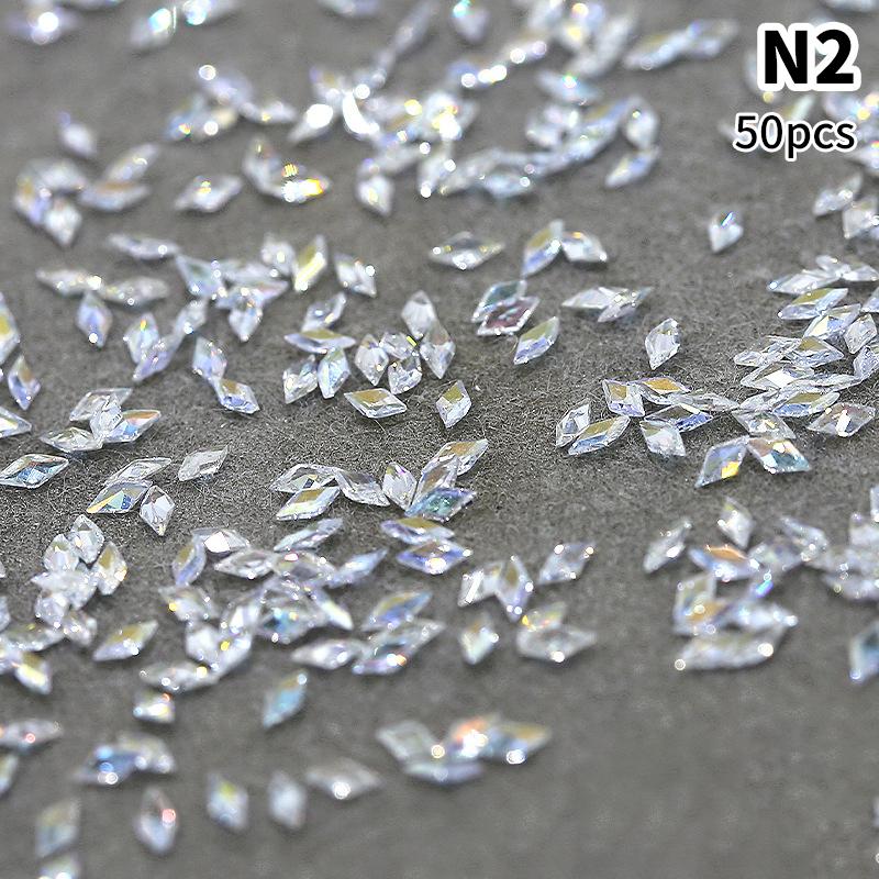 

50 шт. Мини Стразы для Нейл-арта Кристалл Плоская задняя сторона Бриллианты Смешанная форма Блеск DIY Ногти Роскошные Маникюрные Аксессуары N10