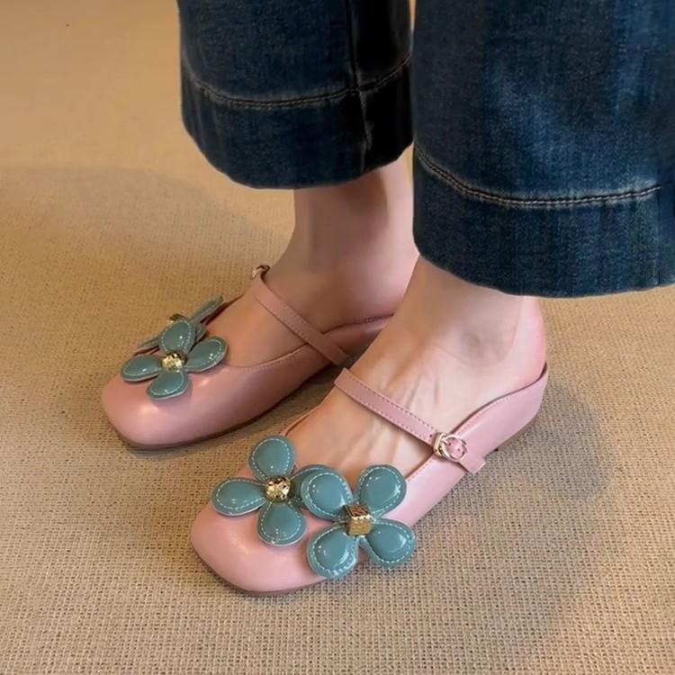 Sheepskin version~ New contrasting color flower one-word buckle head shoes women's inner height increase leather French sweet semi-slippers