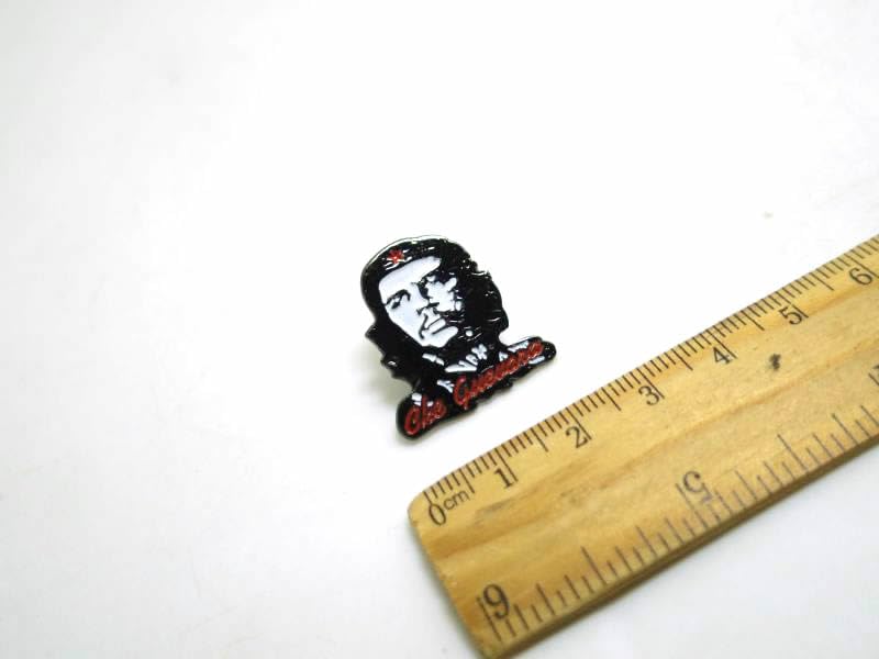 [F NODE] Che Guevara Pin Badge, 2.3cm X 2.4cm, Cuban Guerrilla Ernesto Guevara Revolution Che Guevara Castro, Clasp, Stylish Badge, How To Display,