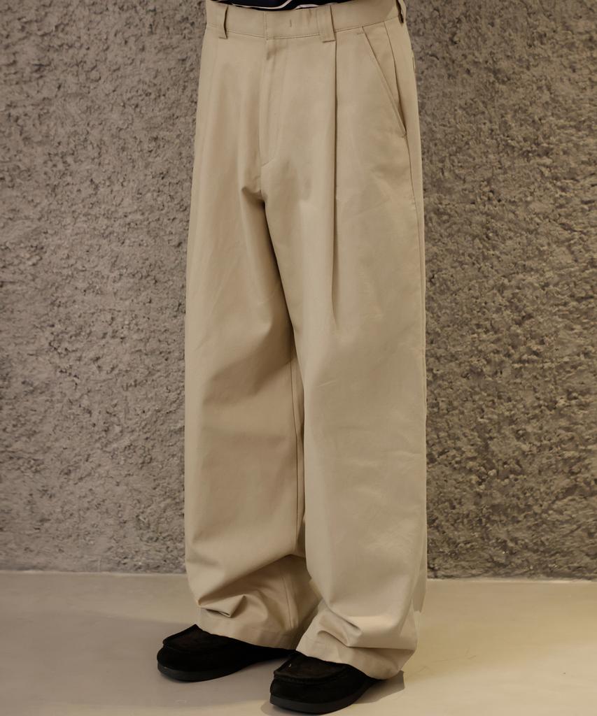 SIGNATURE One-Pleat Wide Cotton Pants [Beige]
