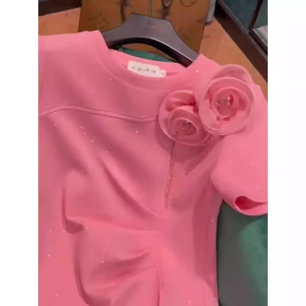 Μπλουζάκι T-Shirt Μεγάλο Μέγεθος με Ροζ Λουλούδι, Κοντό Μανίκι, Ζώνη με Πτυχές, Καλοκαιρινό Trend Top για Γυναίκες