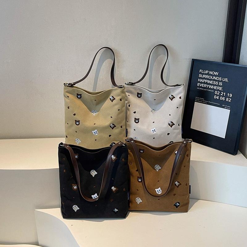 Large Capacity Canvas Bag Fashion Tote Bag Embroidered Commuter Bag Student Class Shoulder Tote Bag