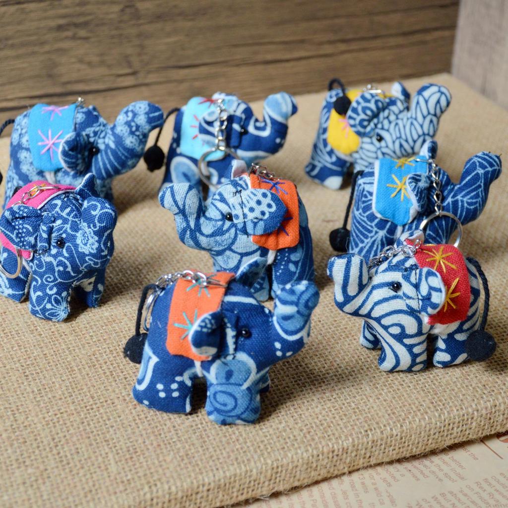 Yunnan Etnische Tie-dye Kleine Olifant Sleutelhanger & Hanger