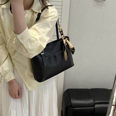 Bag Women's 2025 New Model, Popular This Year, Large-capacity Tote Bag, Simple and Versatile In Autumn and Winter, Single Shoulder Commuting Bag