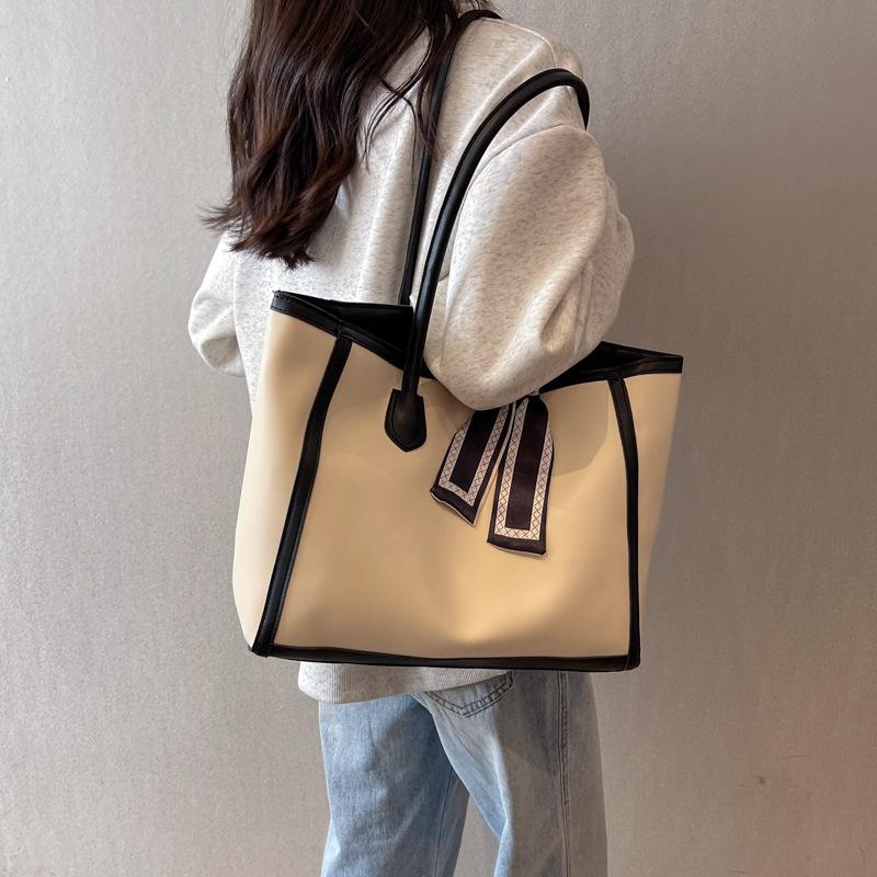 2026 New High-end Texture Commuter Big Bag Fashiable Versatile Shoulder Tote Bag Shopping Bag Large-capacity Bag