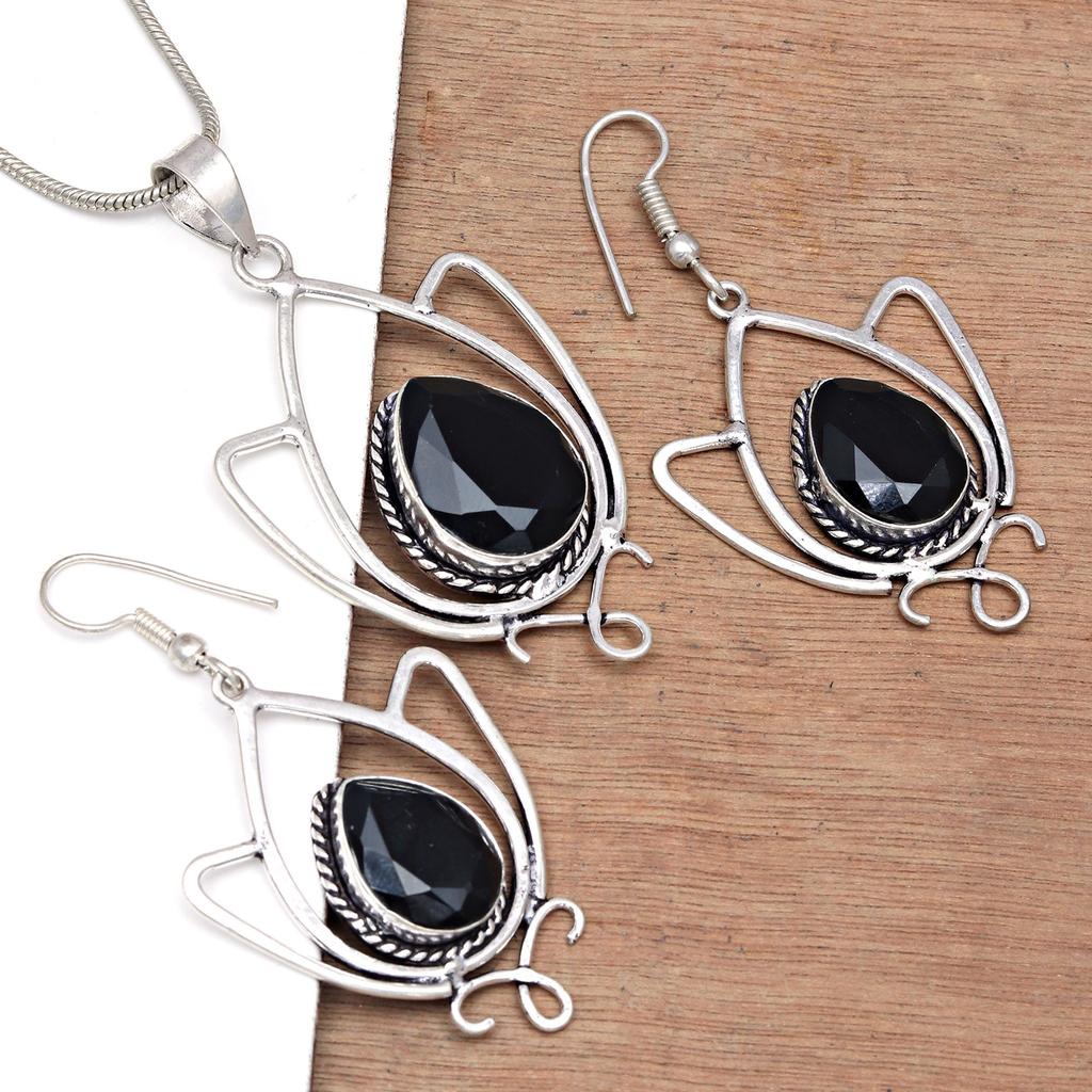 Black Spinal  Pendant Gemstone Jewelry Handicraft Valentine'Day Gold