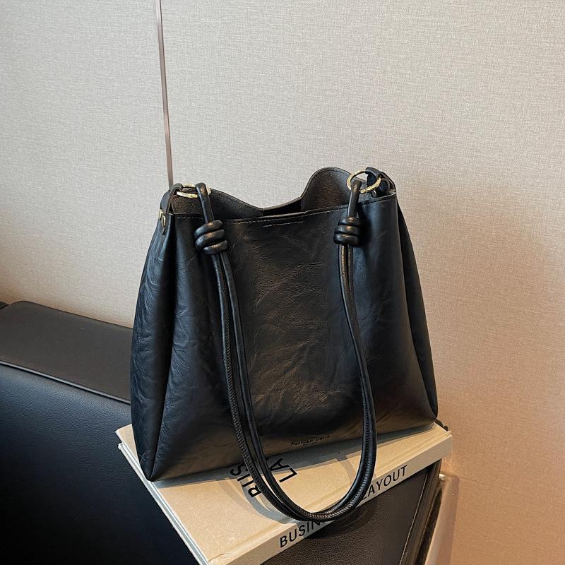 Bag Women's Large-capacity New Fashion Shoulder Bag