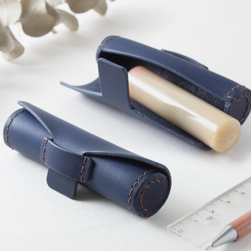 

1Pc PU Leather Lipstick Case Portable Lip Stick Holder Women Organizer Bag Lipstick Sleeve Pouch Small Lip Balm Holder for Women