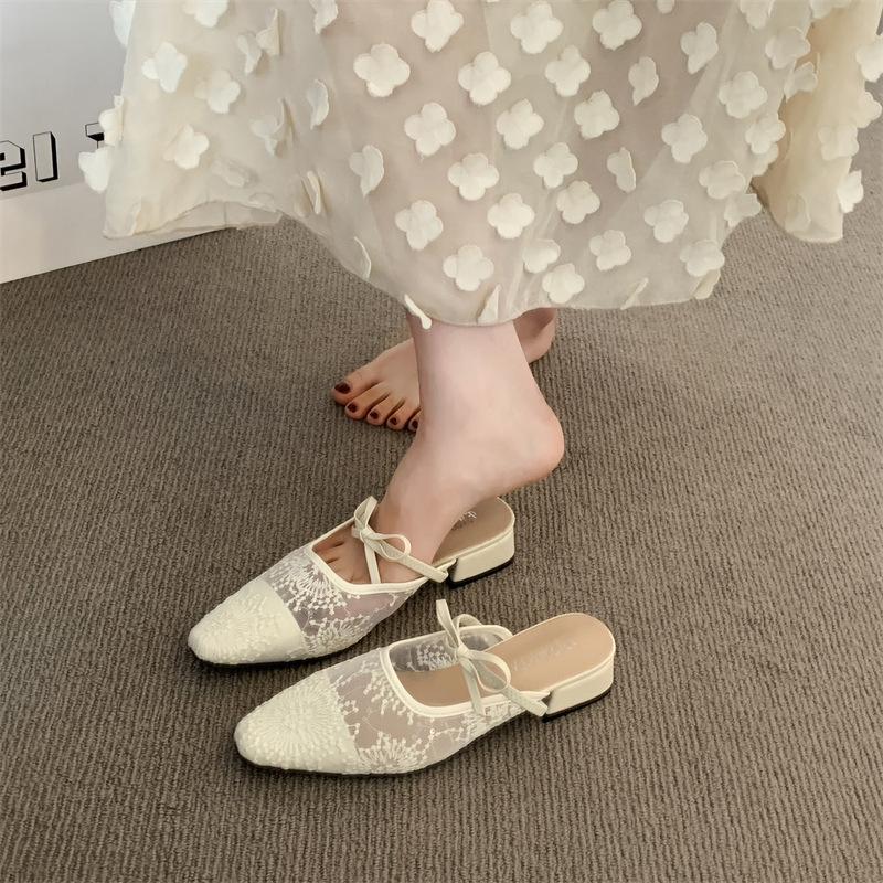 

2025 spring and summer new pointed head thin heel bag head half slippers women wear bow lace medium heel transparent cool slippers 40 абрикосовый