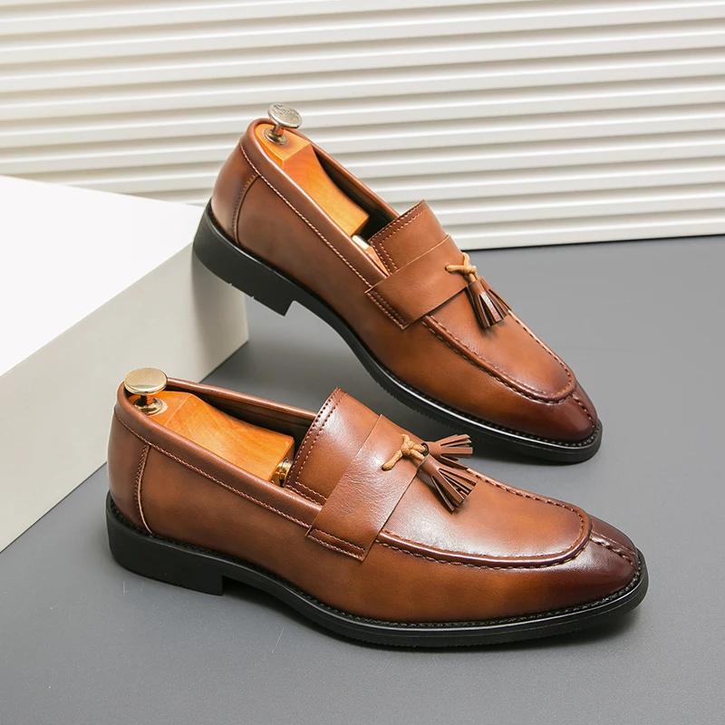 Retro Tassel Small Square Head Men's Luxury Business Leather Shoes Slip-on Social Wedding Shoes Dinner Loafers Pea Shoes