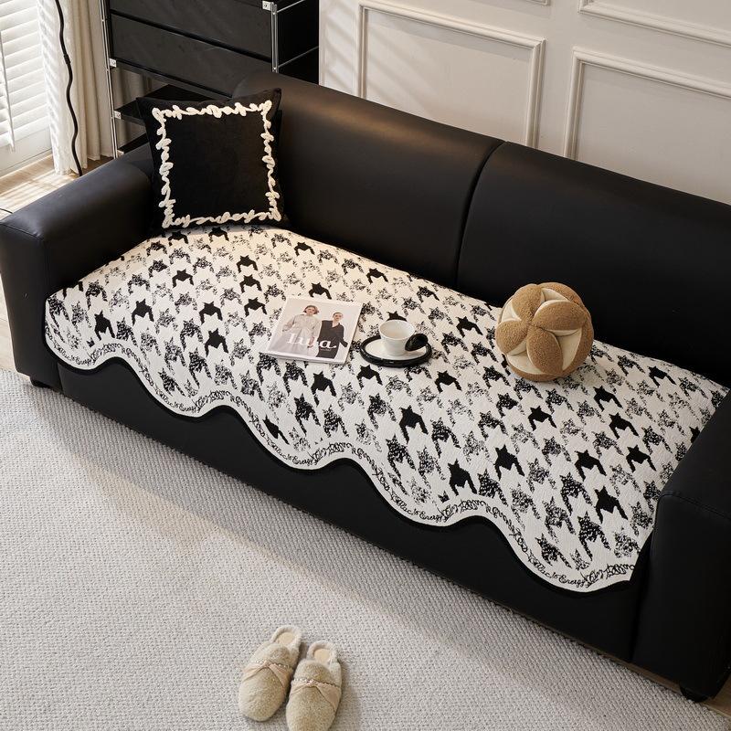 

Special-Shaped Sofa Cushion One Piece Light Luxury High-End Fixed Non-Slip Chenille Seat Cushion Cover All-Inclusive New Model 90*70cm