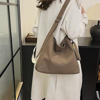 Bolsa retrô de outono e inverno de grande capacidade bolsa feminina 2025 nova bolsa tote para ir às aulas para estudantes universitários bolsa mensageiro versátil