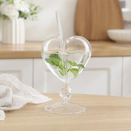Kreativer herzförmiger Kelch mit Strohhalm, Personalisierter Glas-Wein-Saftbecher, Herzförmiges Stielglas für Champagner Martini, Hochzeitsgeschenk