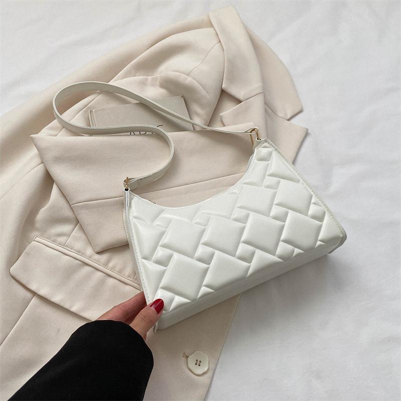 Trendy 2023 Winter Fashion Shoulder Bag Stylish Pu Leather Underarm Bag For Women