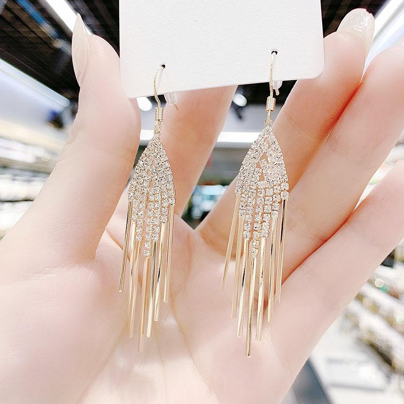 Versatile Tassel Earrings with Fashionable Temperament, Women's New Trendy and Personalized Earrings, Versatile Internet Celebrity Earrings, Ear Hooks