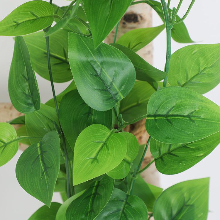 Künstliche Rattan Weinrebe mit Traubenblättern - Dekorative Grüne Hängende Blätter für Decke oder Rohrumwicklung.