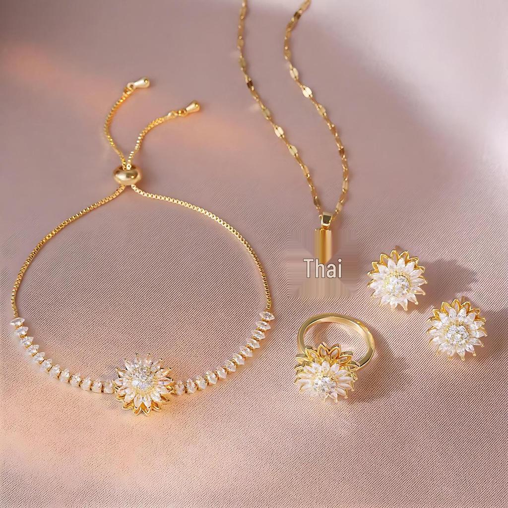 Trendy Sunflower Zircon Necklace: Elegant Clavicle Chain in Light Luxury Minimalist Design