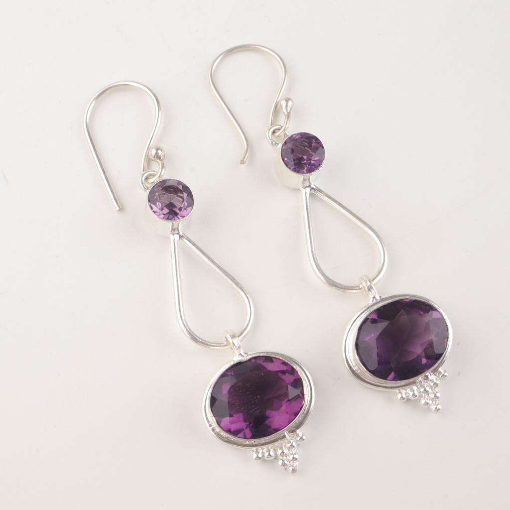 Ovalförmiger Amethyst-Edelstein 925 Sterlingsilber Schmuck Handgefertigte Ohrringe 2,50" EE-132-17