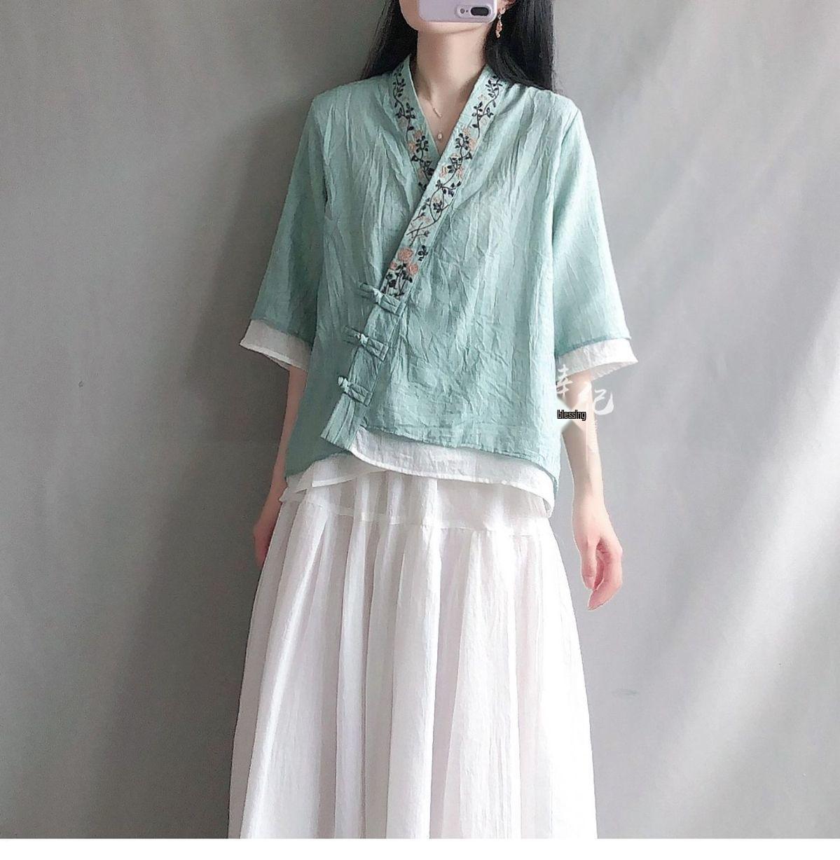 

Women s Retro Cotton Linen Frog Button Top - Summer Chinese Tea Ceremony Style with Oblique Lapel and Five-Point Sleeves L світло-зелений колір