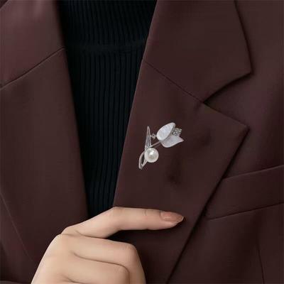 Hochwertige vielseitige Modebrosche im koreanischen Stil: Anti-Expositions-Anstecker & Kleiderdekoration