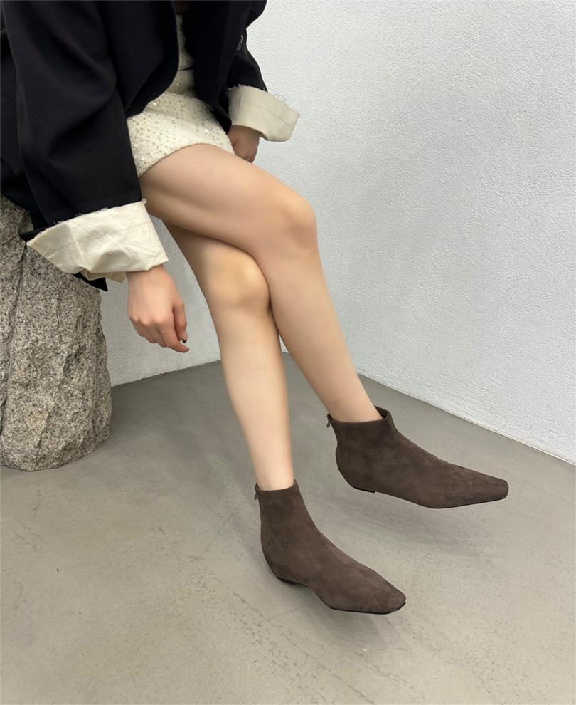 2025 spring and summer new models in autumn and winter heightened heel zipper short boots versatile women's boots pointed fashion retro
