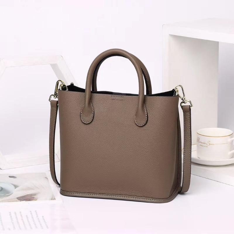 

Женская сумка большой вместимости, сумка через плечо на одно плечо, сумка через плечо из натуральной коровьей кожи с накладным ремнем через плечо One Size серый