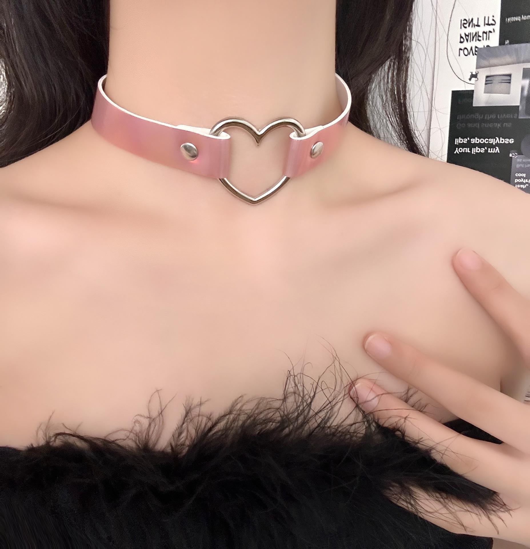 

Любовь ошейник ключичная цепочка шейный ремешок лазерный кулон с любовью ошейник чокер светящееся ожерелье