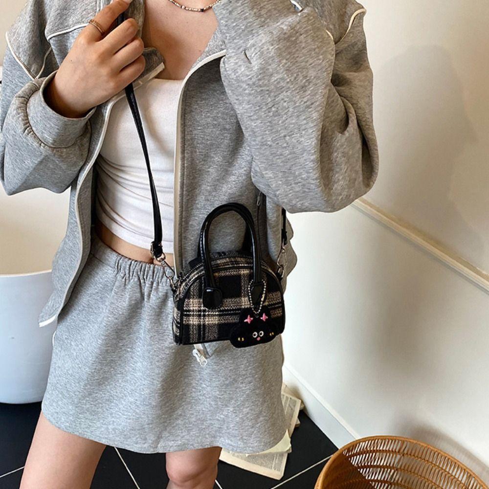 French Style Boston Shoulder Bag Cloth Women Handbags Trendy Woolen Plaid Bowling Bag  Girls