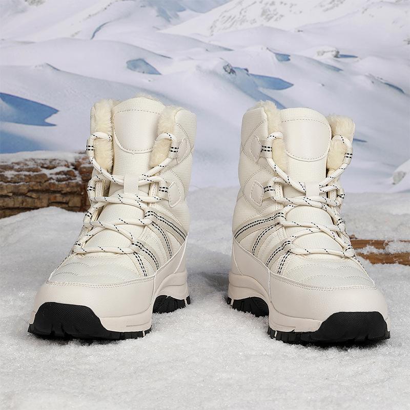 

Snow boots women s velvet thickened waterproof slip winter minus zero Changbai Mountain Northeast new warm outdoor cotton shoes 41 чорний