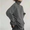 Maglione a tinta unita a collo alto e vestibilità ampia per autunno/inverno