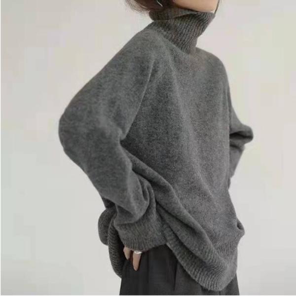 Maglione a tinta unita a collo alto e vestibilità ampia per autunno/inverno