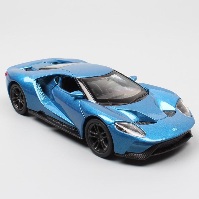 Model auta Ford GT v měřítku 1/36, stahovací autíčko s otevřenými dveřmi pro děti Batole Kluci Dívčí Dárková kolekce