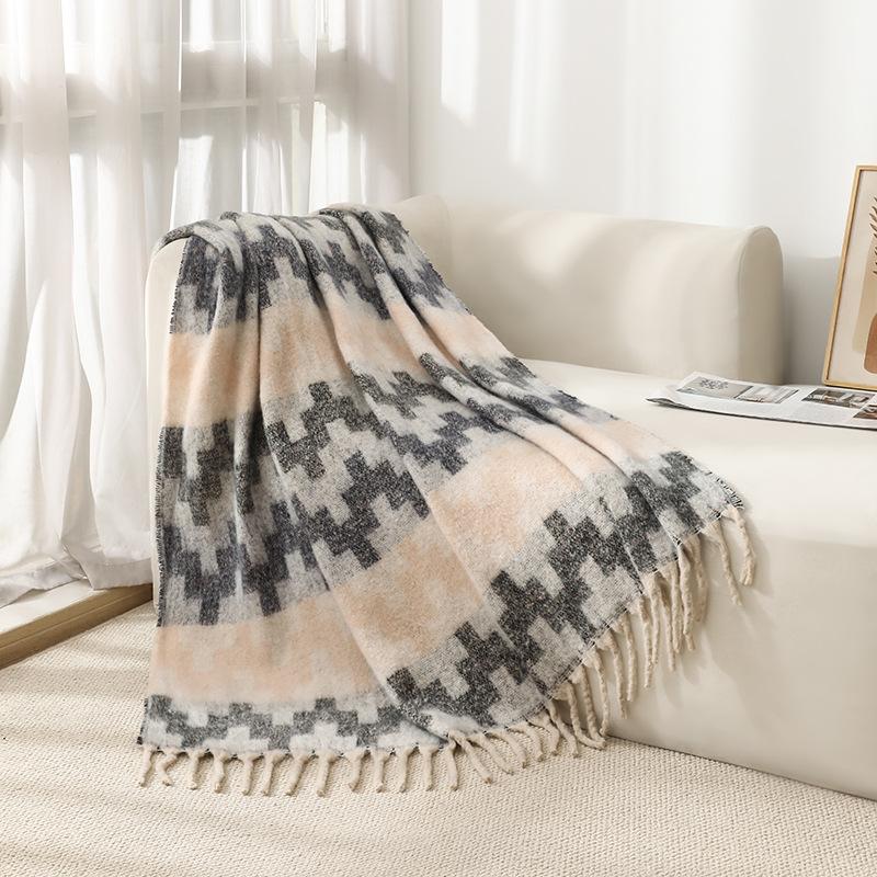 Imitation mohair loop yarn ethnic style striped flower blanket autumn and winter blanket fringed shawl foreign trade large size shawl 165x125+12cm