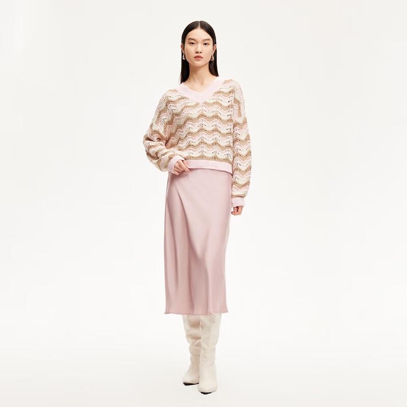 

VEROMODA Women s Color-Block V-Neck Cable Knit Sweater S