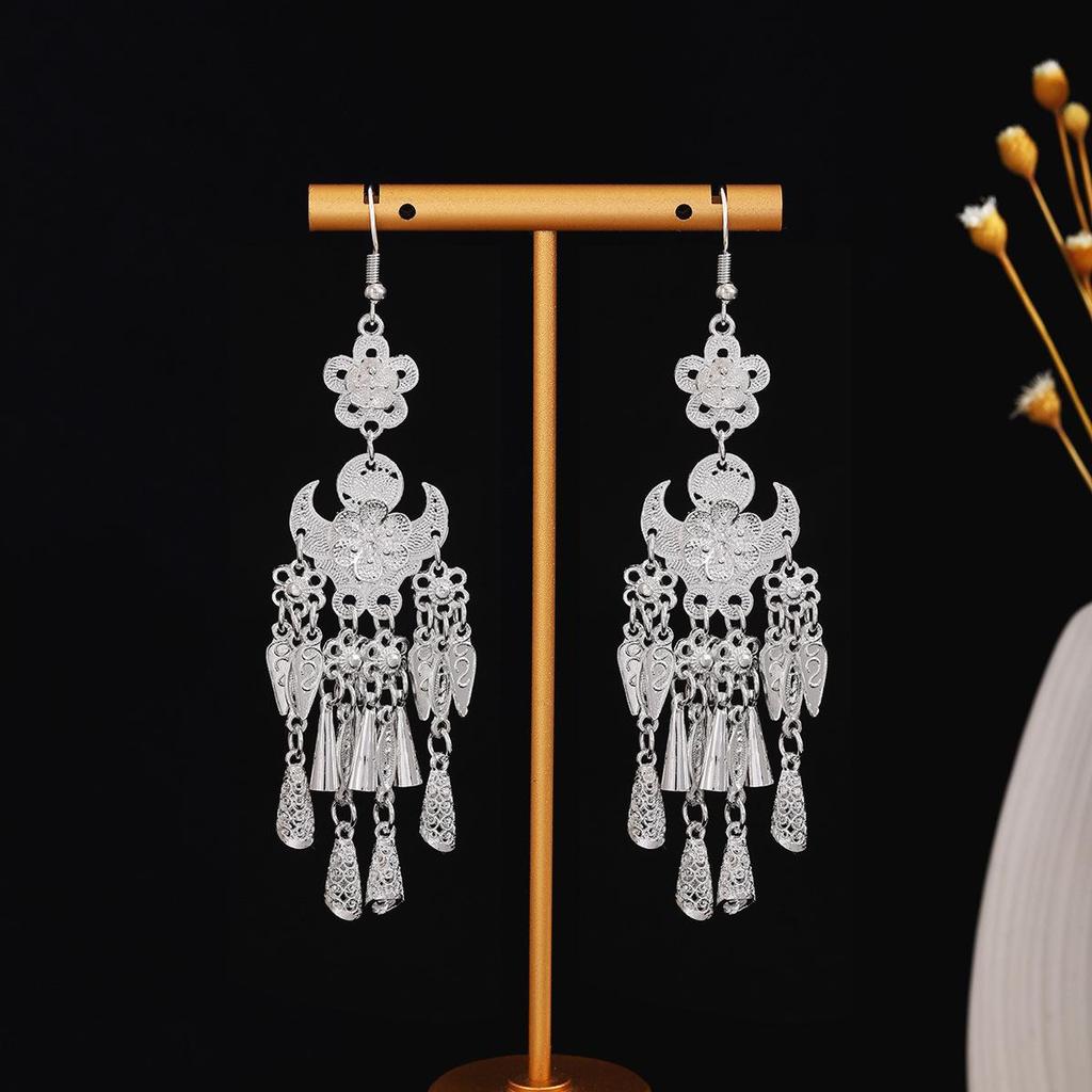Miao Silver Tassel Earrings: Ethnic Style, Fashionable Exaggeration, Light Luxury Design