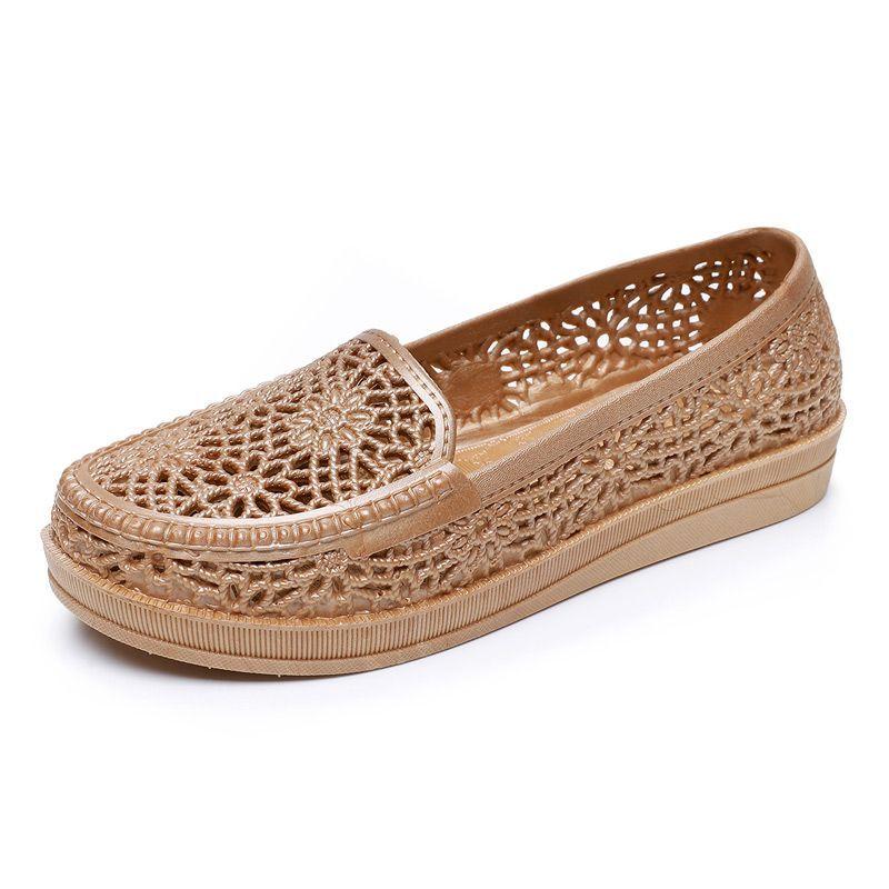 Women's Sandals for Summer Outdoor Wear Fashionable Toe Cap Sandals with Hollow Out Breathable and Anti Slip Features
