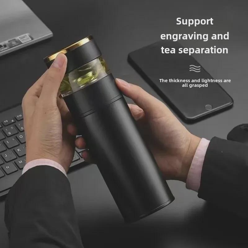 Tragbare Herren-Thermoskanne mit Tee-Sieb und intelligenter Temperaturanzeige - 316 Edelstahl Wasserbecher