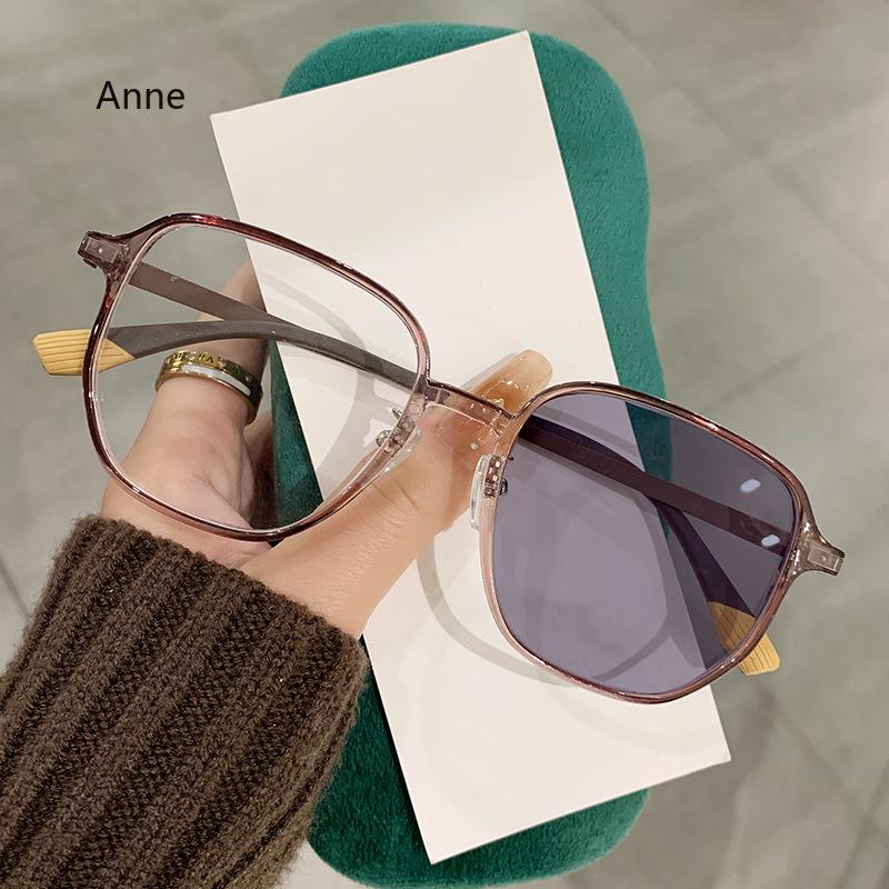 Neutral New Retro Photochromic Myopia Glasses Oversized Frames Women'S Fashion Square High-Definition Anti-Blue Light Glasses