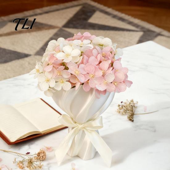 Handmade Textured Resin Vase 3D Printed Cream Color Vase, Silk Texture Art Vases for Nordic Style Dried Flower Living Room Entryway, Minimalist Modern