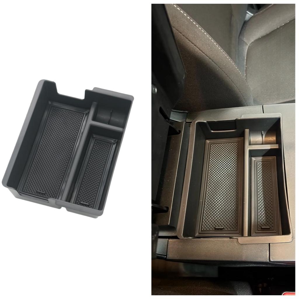 Car Central Armrest Storage Box for Isuzu D-Max DMAX 2021 2022 2023 Central Control Container Tray Auto Accessories