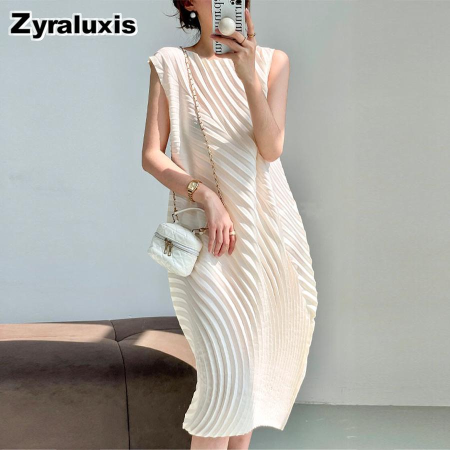 High-quality Miyake-pleated Women's Sleeveless Long Dress with Water-ring Curved Pleats, Versatile for Daily Wear and Commuting, Stylish Design