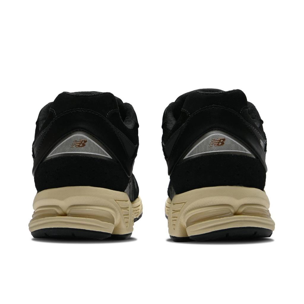 M2002RIB New Balance 2002R Vintage Black (Men's)