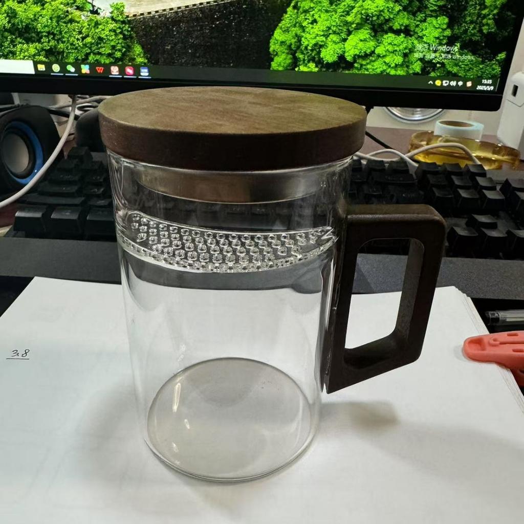 Household Crescent Fair Cup with Lid, Thickened Borosilicate Glass Integrated Crescent Cup, Large Capacity Heat-resistant Cup