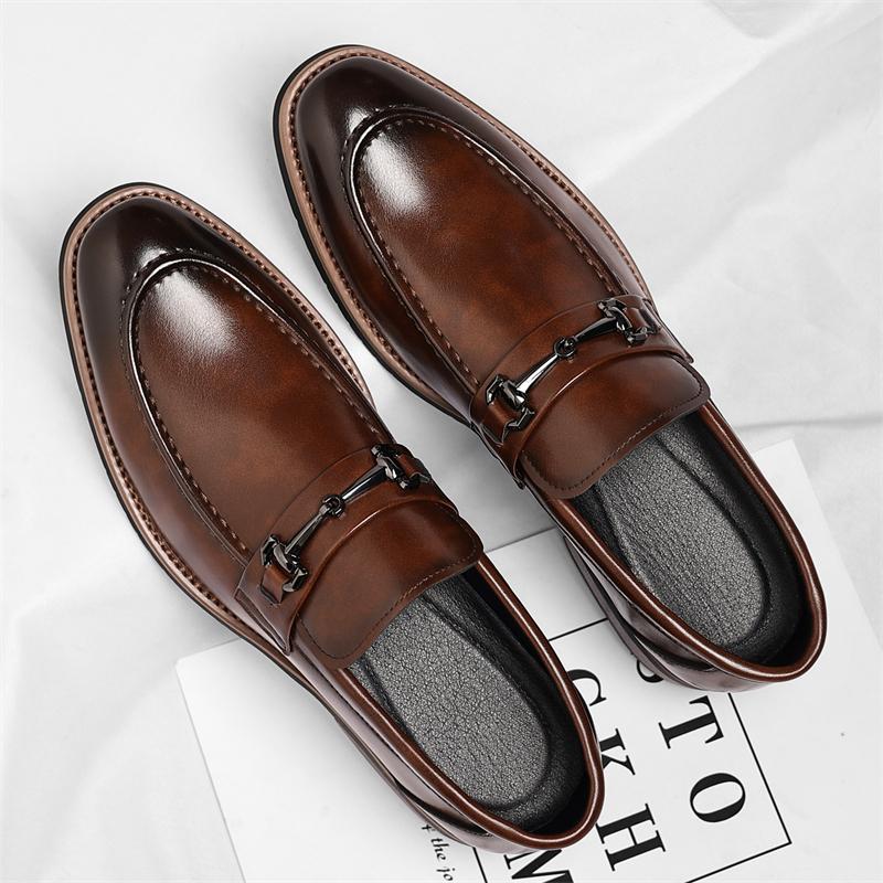Fashion New Trend Men PU Leather Loafers Non Slip Walking Flats Outdoor Slip On Casual Shoes Breathable Man Driving Shoes Business Shoes